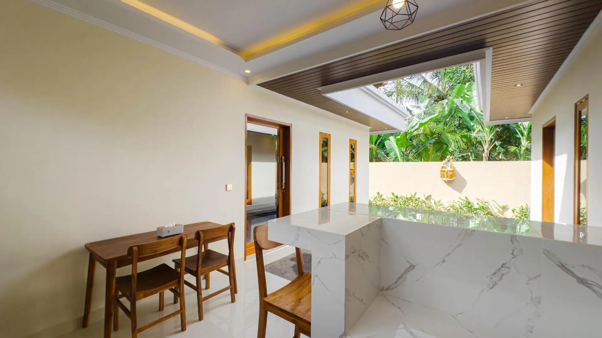 Caraka Villa Ubud Indonesia